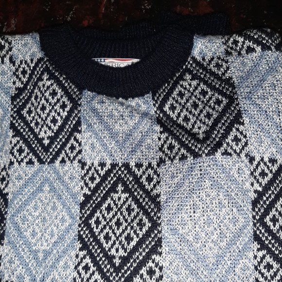 AMERICAN BASICS sweater in size XL - Picture 7 of 9